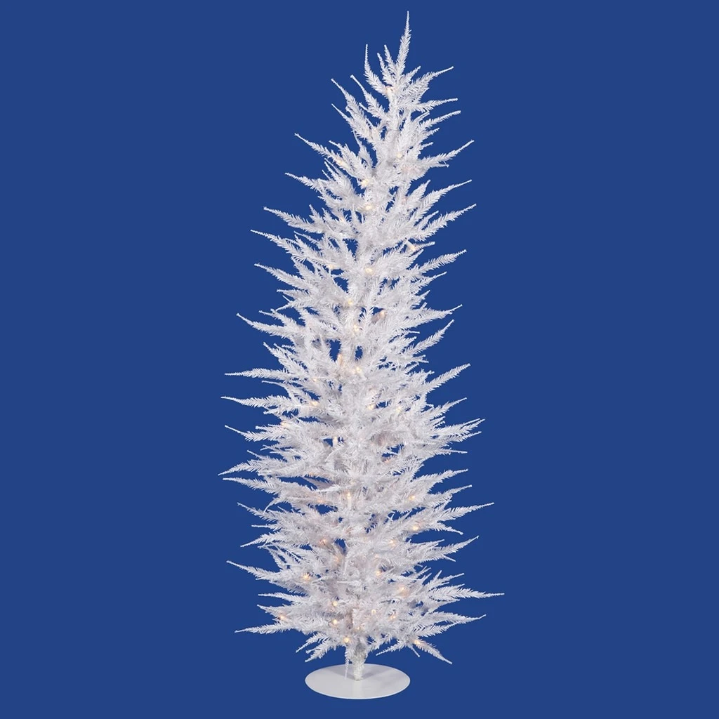 Vickerman Pre-Lit Christmas Tree (18605) 3 Vickerman Pre-Lit Christmas Tree (18605)