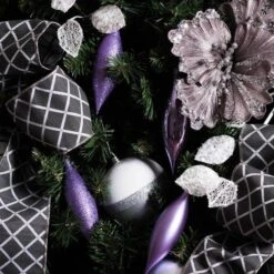 Vickerman Christmas Ornament (8 Pack) (480458) -Light Bulbs Shop 4804583md