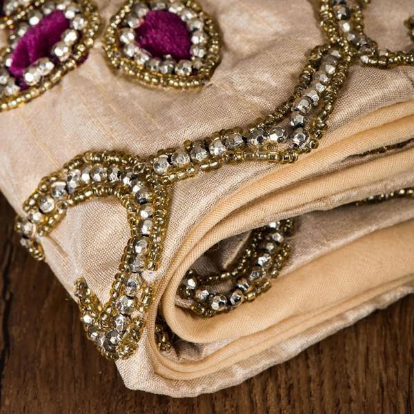 Vickerman Table Runner (505489) 5 Vickerman Table Runner (505489) - Image 3