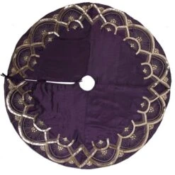 Vickerman Christmas Tree Skirt (505540) -Light Bulbs Shop 505540md