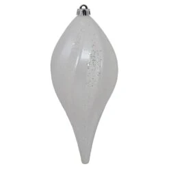 Vickerman Ornament (587911)