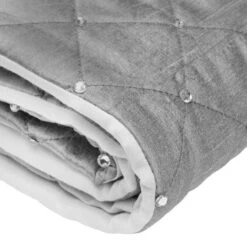 Vickerman Christmas Tree Skirt (618233) 11 Vickerman Christmas Tree Skirt (618233) -Light Bulbs Shop 6182334md