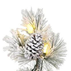 Vickerman Artificial Christmas Tree (657713) -Light Bulbs Shop 6577132md