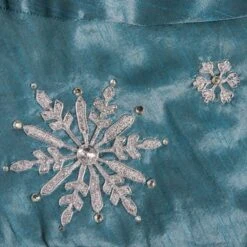 Vickerman Tree Skirt (659762) -Light Bulbs Shop 659762snowflakemd