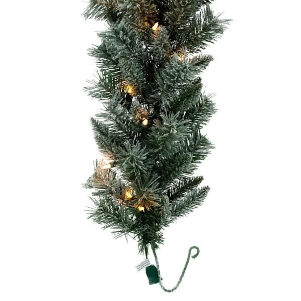 Vickerman Pre-Lit Artificial Christmas Garland With Red Berries (713303) 7 Vickerman Pre-Lit Artificial Christmas Garland With Red Berries (713303) - Image 5